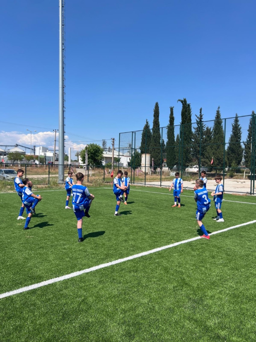 U13 FUTBOL TAKIMIMIZ ŞEHİTLER SPOR KULÜBÜYLE KARŞILAŞTI - Galeri 1
