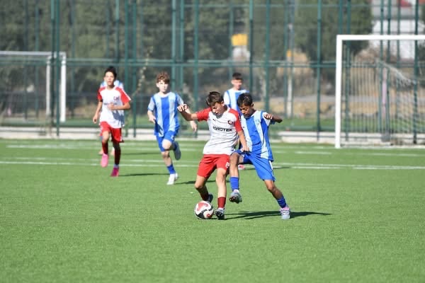 Genç Takımımız Manisa Yıldızspor ile Hazırlık Maçında Karşılaştı - Galeri 3
